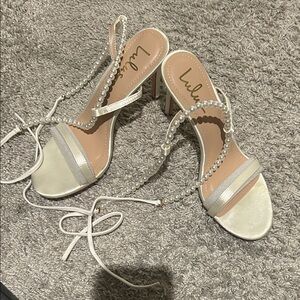 Lulu's Elegant Cream Pearl Heels